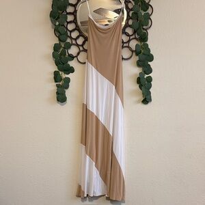 Y2K Bebe Tan and White Colorblock Strapless Maxi Dress✨